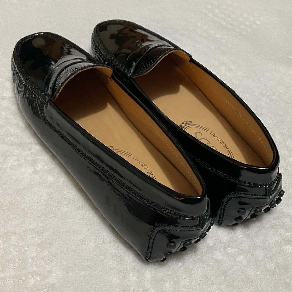 Tod’s Gommini Black Patent Leather Driver Loafers Sz EURO (38) US (8)